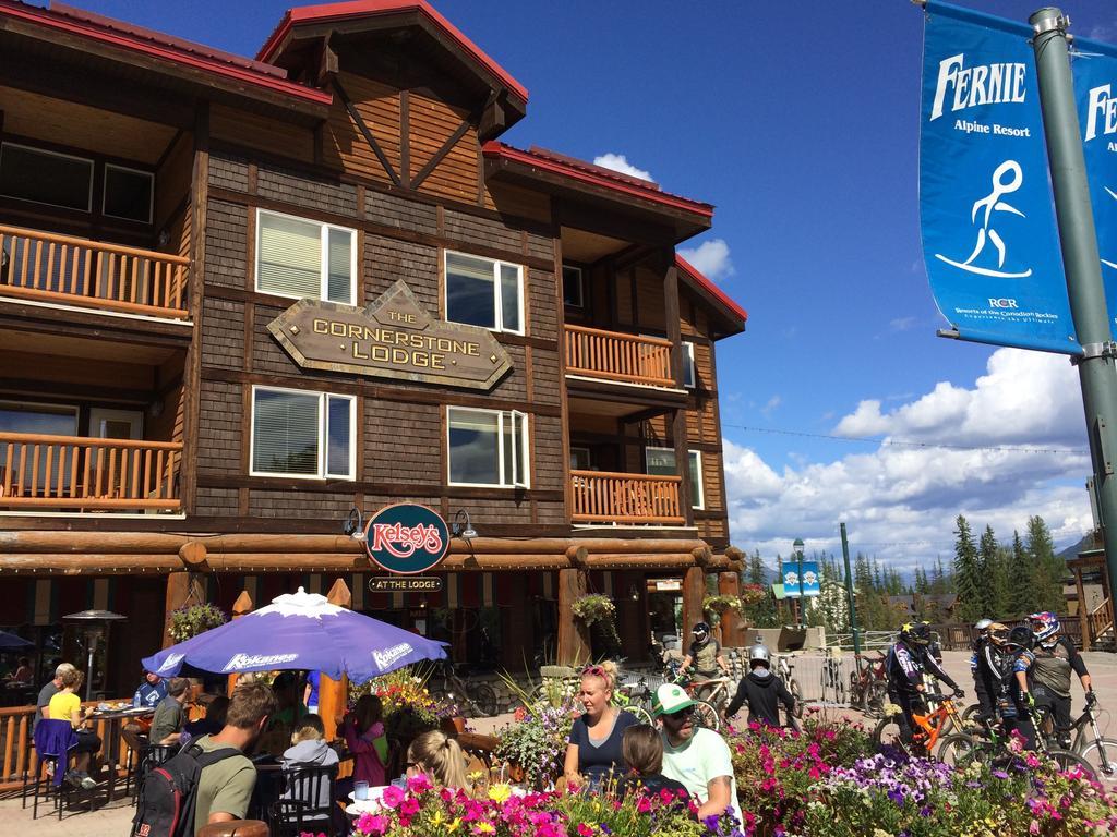 Cornerstone Lodge By Park Vacation Management Ферни Экстерьер фото