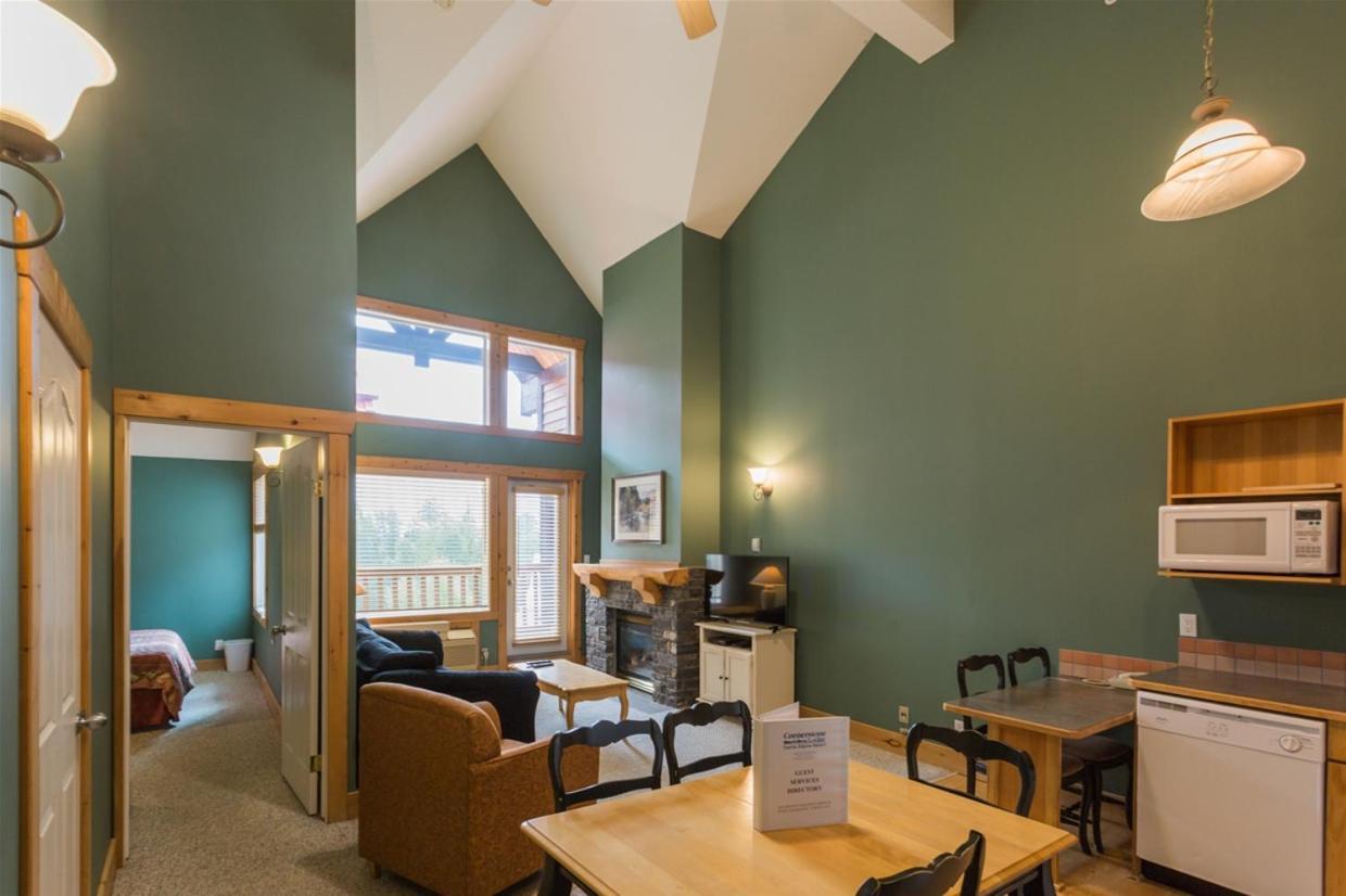 Cornerstone Lodge By Park Vacation Management Ферни Экстерьер фото