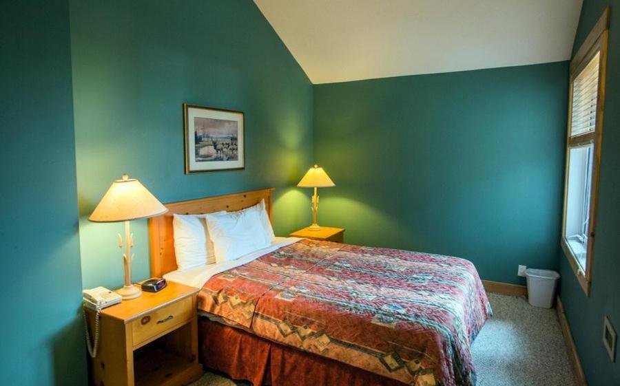 Cornerstone Lodge By Park Vacation Management Ферни Экстерьер фото