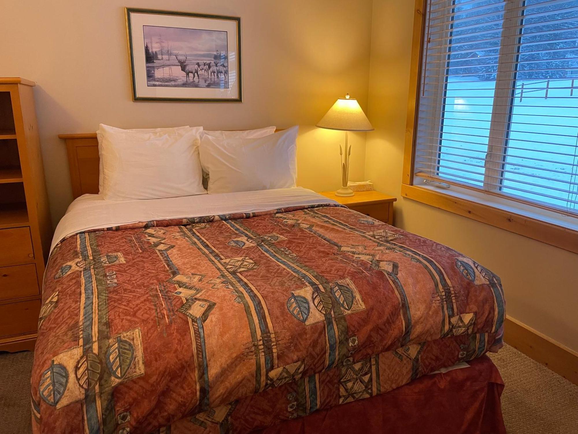 Cornerstone Lodge By Park Vacation Management Ферни Экстерьер фото