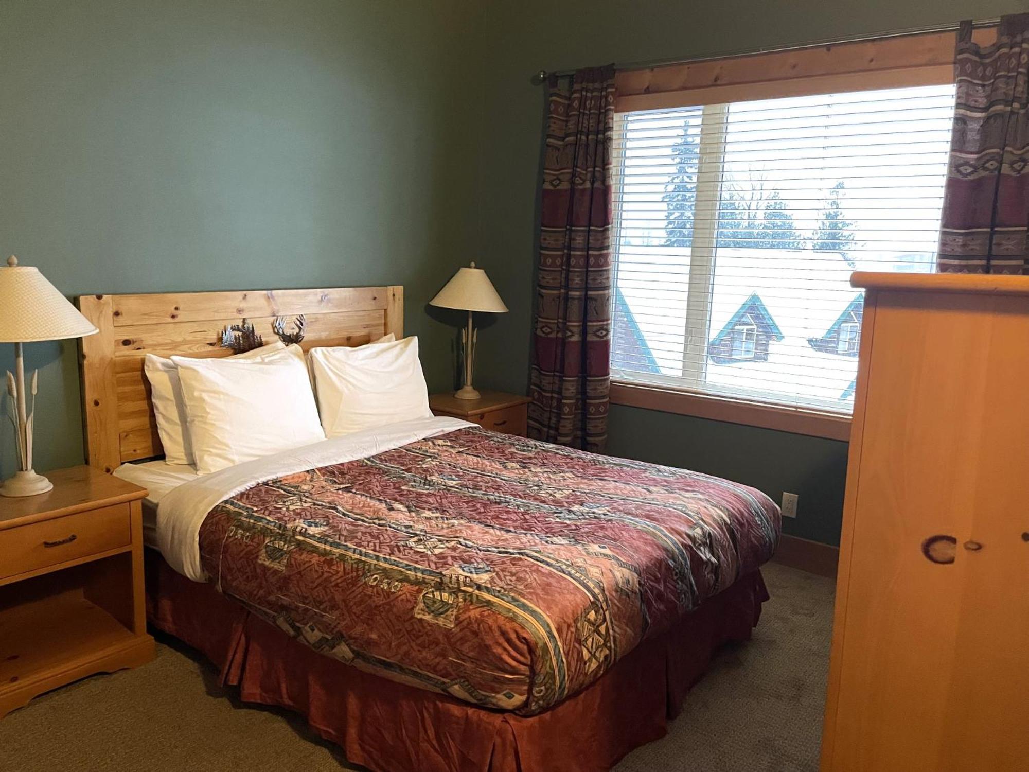 Cornerstone Lodge By Park Vacation Management Ферни Экстерьер фото